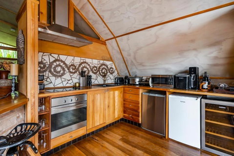 Sanctuary - Bruny Island - Accommodation Guide 1