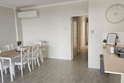 Sanctuary Retreat - Accommodation Asia 2
