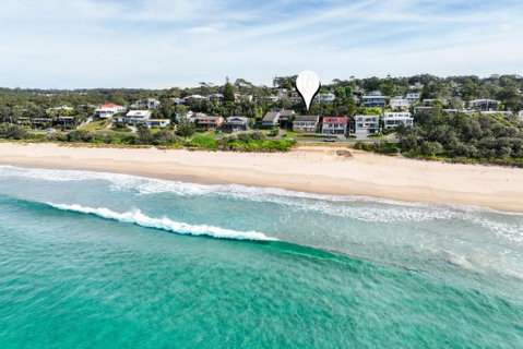Sand Castles - Accommodation Guide 1