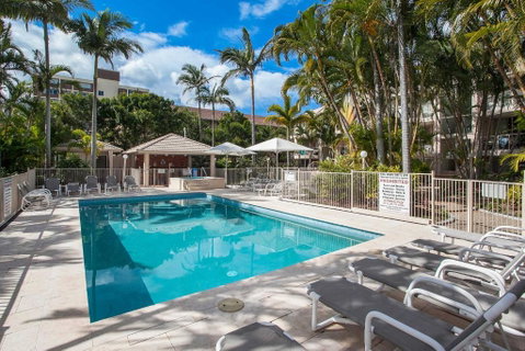 Santa Monica Apartments - Hosted By Burleigh Letting - Accommodation Guide 1