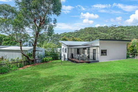 Sandlines At Hyams Beach - Accommodation Guide 2
