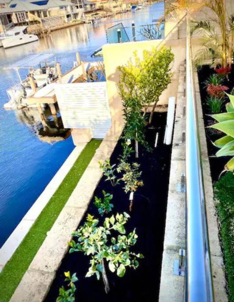 Sandpiper Island Tranquil Waterfront Views & Jetty - Accommodation Asia 1