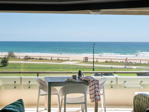 Sandrift Beachfront Apartments - Accommodation Guide 2