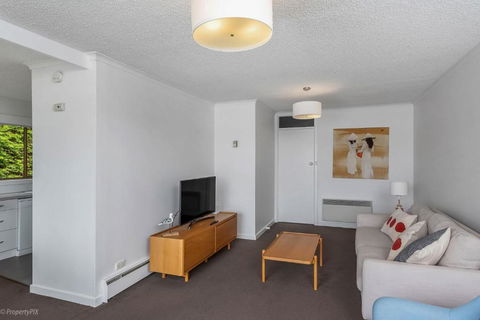 Sandy Bay Waterfront - Accommodation Asia 3