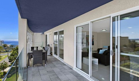 Sandy Cove Apartment The Entrance 45 - Accommodation Guide 1