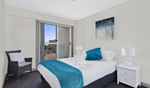 Sandy Cove Apartment The Entrance 45 - Accommodation Guide 3