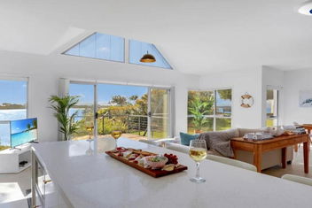 Sandy Cove with Accommodation Asia
