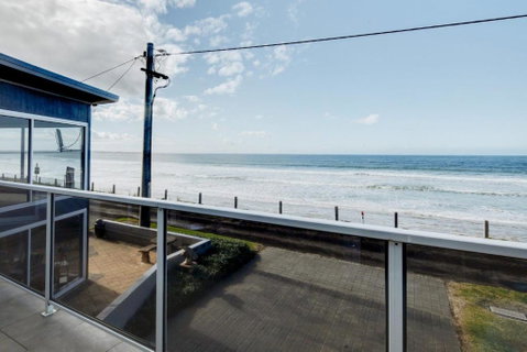 Sandy Cove - Accommodation Guide 2
