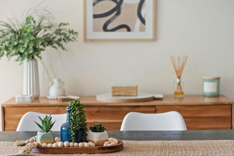 Sandy Days - Accommodation Guide 1