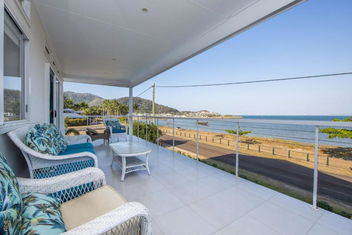 Sandy Decks with Accommodation Asia