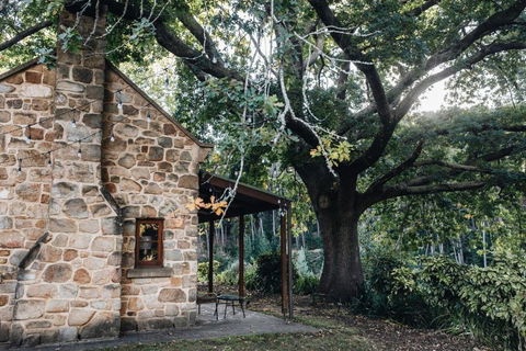 Secluded Stone Cottage Perfect For Couples Escape - Waterfalls - Accommodation Asia 1