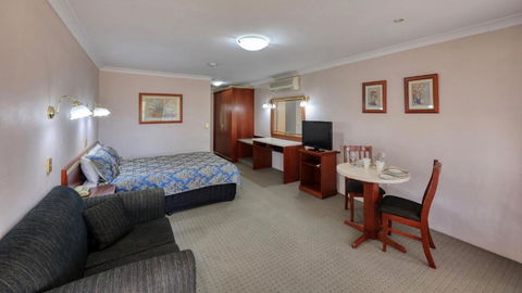 Southern Comfort Motor Inn - Accommodation Asia 3