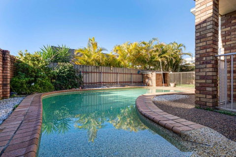 Spacious Ocean View Home In Noraville - Accommodation Guide 2