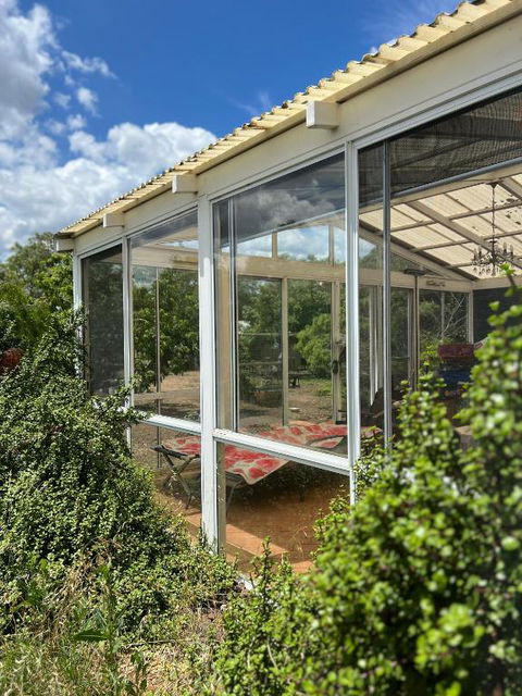 StayAU Farmstay Escape Pastoral Fruit Picking - Accommodation Guide 0