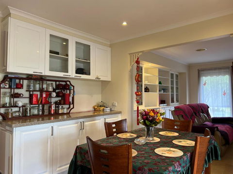 StayAU Farmstay Escape Pastoral Fruit Picking - Accommodation Guide 1