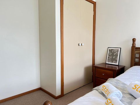 StayAU Farmstay Escape Pastoral Fruit Picking - Accommodation Guide 2