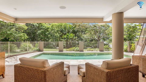 Stanwell Beach Glass House - Accommodation China 0