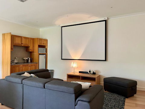 Super Luxury Self Contained Studio Unit - Accommodation China 1