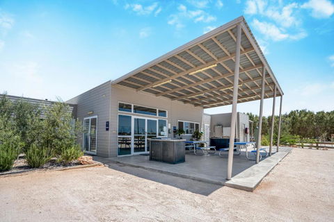 Tasman Holiday Parks - Denham Seaside - Accommodation Asia 1