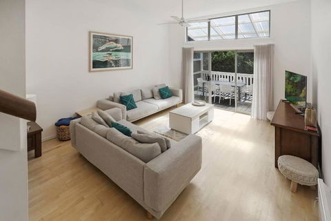 THE BAY - Luxury Accommodation By The Sea - Accommodation Guide 0