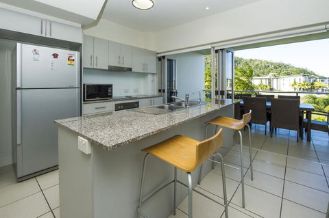 Beachside Apartment 13 - Accommodation China 1
