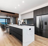 Beachside Lane - On the beach water views - Accommodation Asia