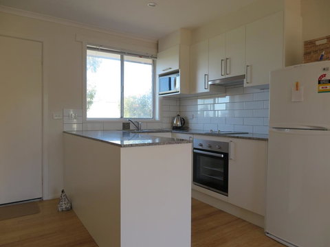 Beachside Rest - Accommodation Asia 3