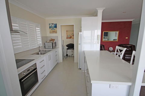 Beacon Heights Coffs Jetty - Accommodation Guide 2