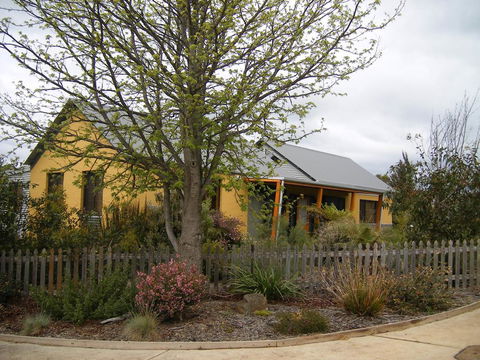 Bella Villa - Accommodation Guide 0