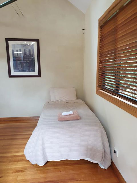 Bella Villa - Accommodation Guide 2