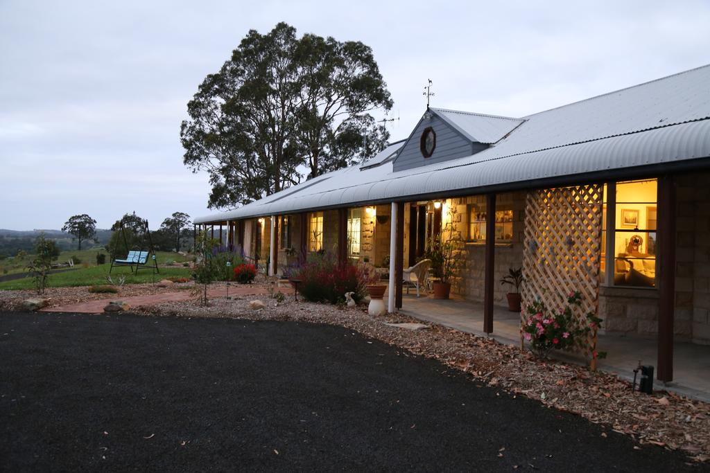 Kippaxs NSW Accommodation Asia