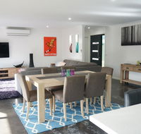Ben's Place - modern  convenient - Accommodation Asia