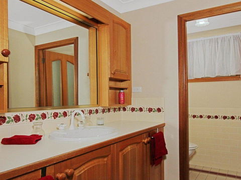 Benvenue - Resort Style With Pool - Accommodation Asia 3