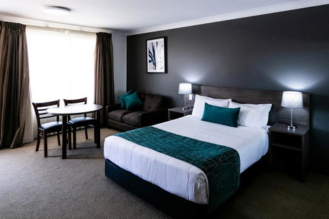 Best Western Plus Ambassador Orange - Accommodation Asia 0