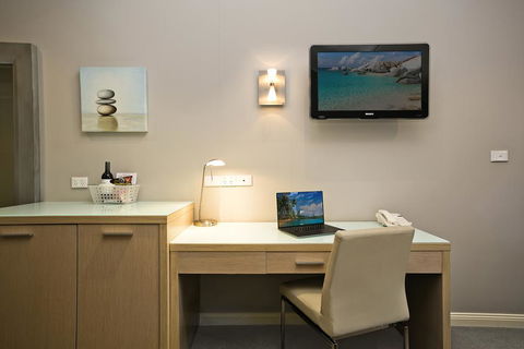 Best Western Sanctuary Inn - Accommodation Asia 2