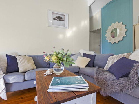 Between 2 Beaches - Comfortable Private Sanctuary - Accommodation Asia 0