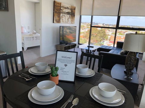 BHB Panoramic View,Wifi, Netflix,Free Parking - Accommodation Asia 0