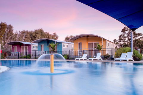 BIG4 Deniliquin Holiday Park - Accommodation China 2