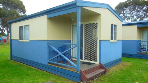 BIG4 Waters Edge Holiday Park - Accommodation Asia 0