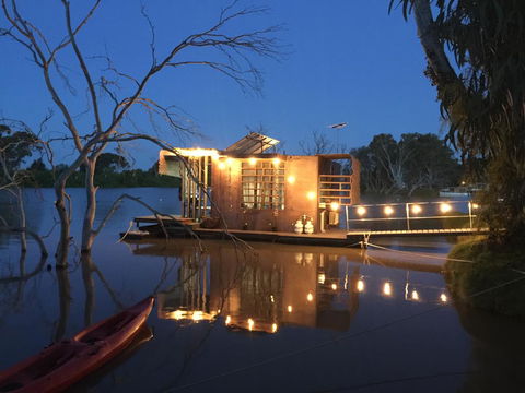 Bill's Boathouse - Accommodation Asia 0