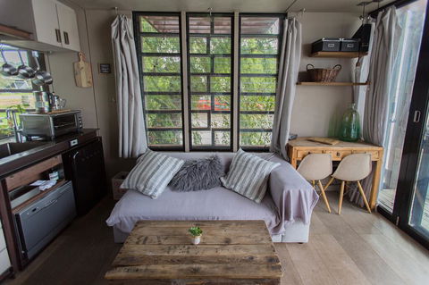 Bill's Boathouse - Accommodation Asia 1