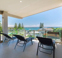 Bimbadeen Penthouse - across the road from Main Beach - Accommodation Guide