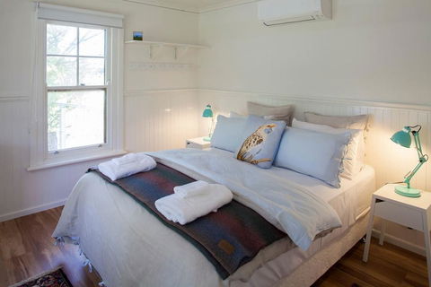 Bird House - Accommodation Asia 2