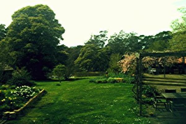 Weegena TAS Accommodation Asia