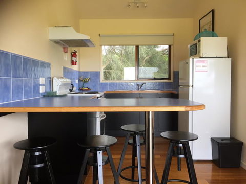 Black Cockatoo Cottages - Accommodation Asia 2