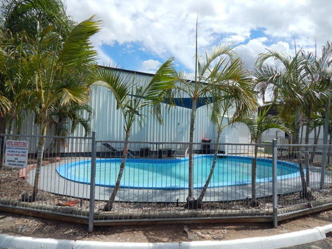Blackwater Hotel Motel - Accommodation Asia 0
