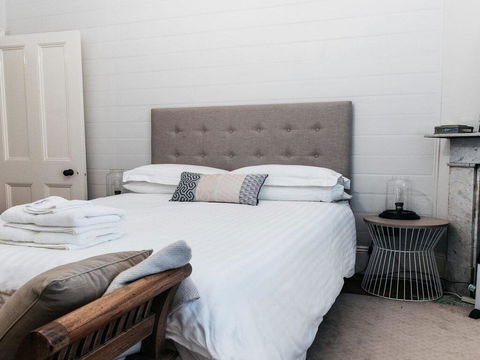 Blake House - Iconic Coastal Homestead - Accommodation Asia 2
