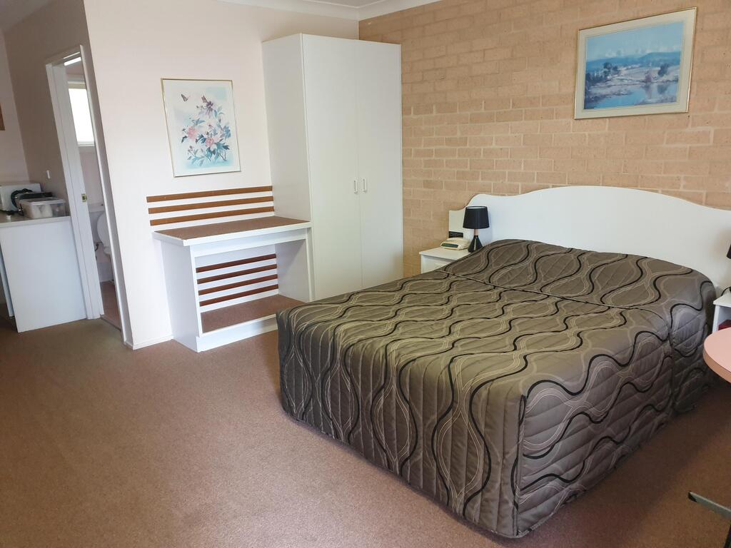 Browns Creek NSW Accommodation Asia