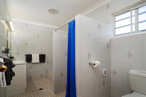 Blue Diamond Motor Inn - Accommodation China 2