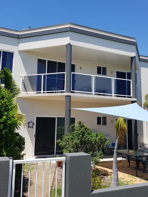 Blue Horizon - Accommodation Guide 3